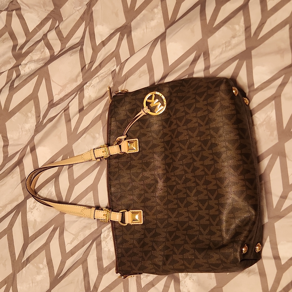 Michael Kors bag